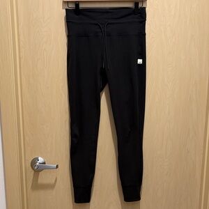 Vuori Daily Leggings MEDIUM - Black - good condition